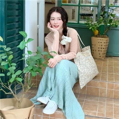 酒绿花红