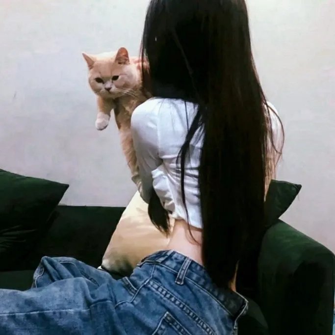 萌子美 虽然她有点怪